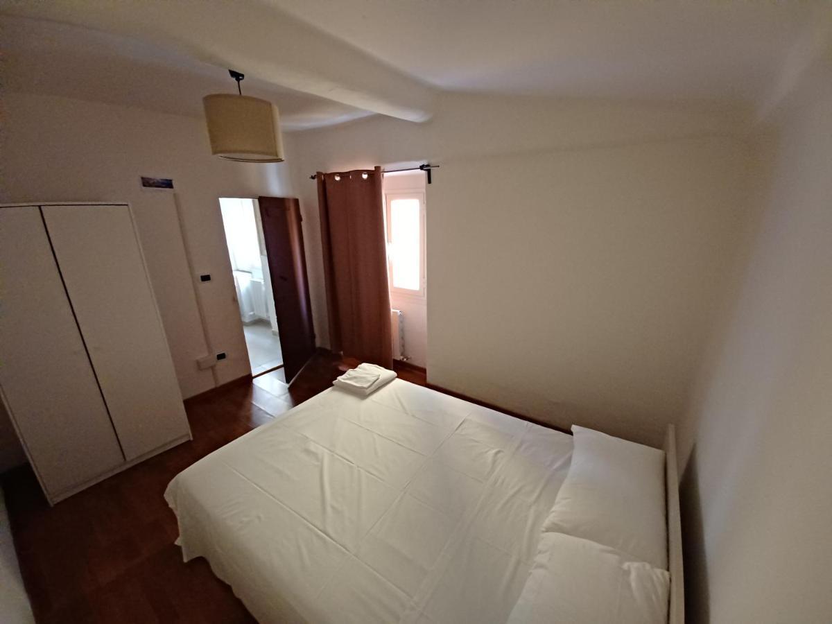La Graziosa Del Carmine Apartment Genoa Exterior photo